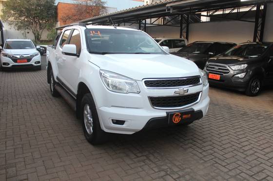 CHEVROLET S10 2.4 LT 4X2 CD 8V FLEX 4P MANUAL CHEVROLET S10 2.4 LT 4X2 CD 8V FLEX 4P MANUAL